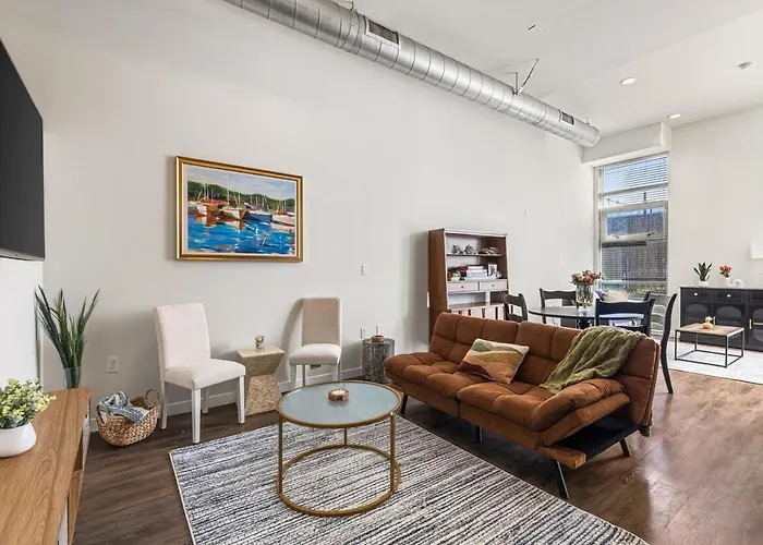 Dtla Loft, Parking, Pool, Gym, Steps To Crypto Arena