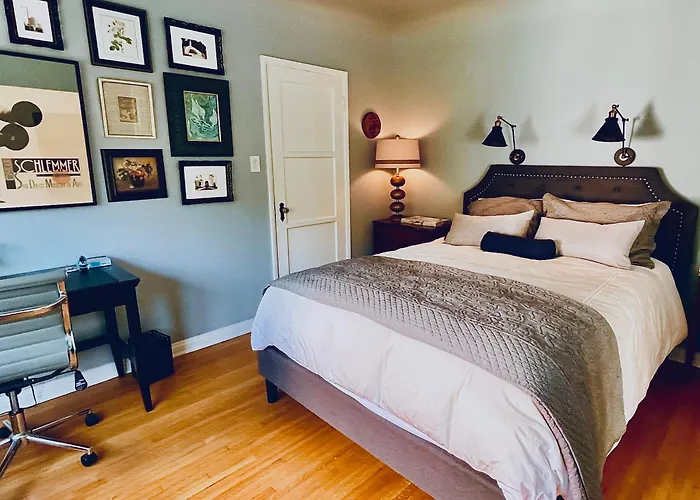5-Star Beverlyhills Suite