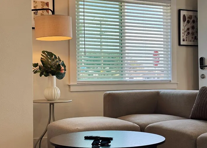 Cozy Private Room C In S Central La