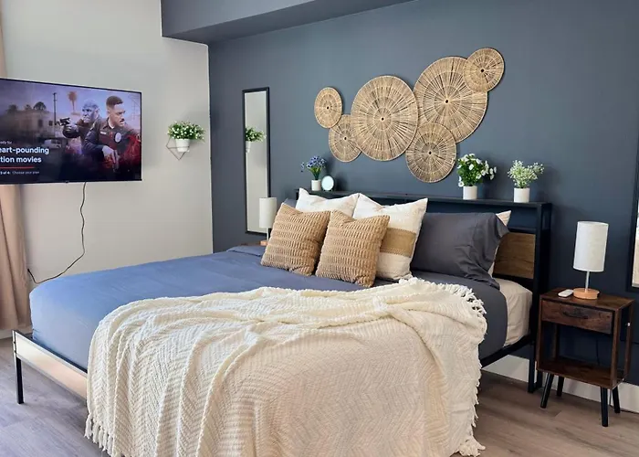 Hollywood Sunset Cozy Nest - Free Parking