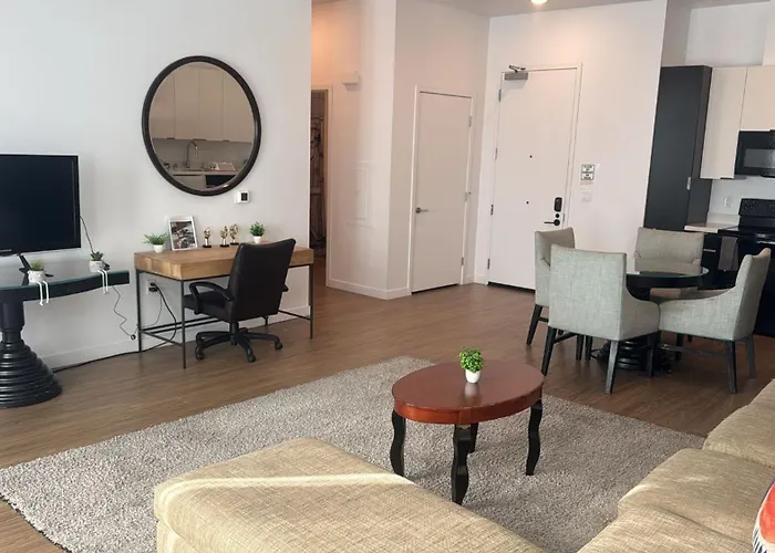 Stylish Downtown Escape With Rooftop Views