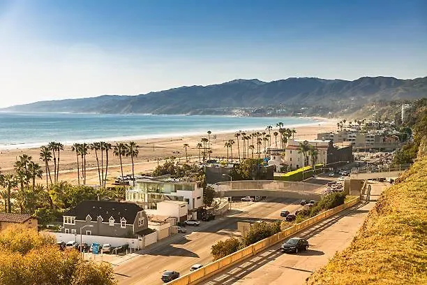 Splendid 2Br, 2Ba Apt 12 Min Walk To Sm Pier!