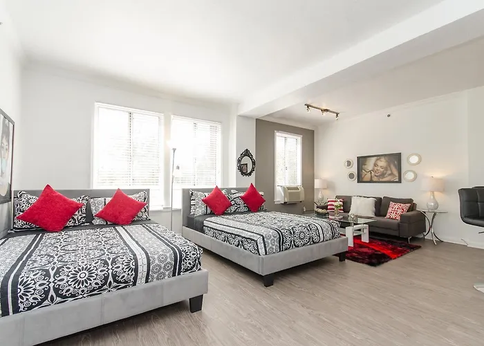 Marilyn Monroe Studio In Iconic Hollywood Towers
