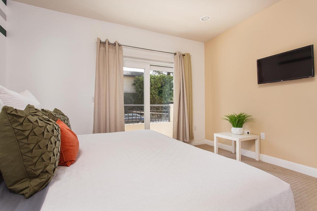 Luxury Suites Aparthotel