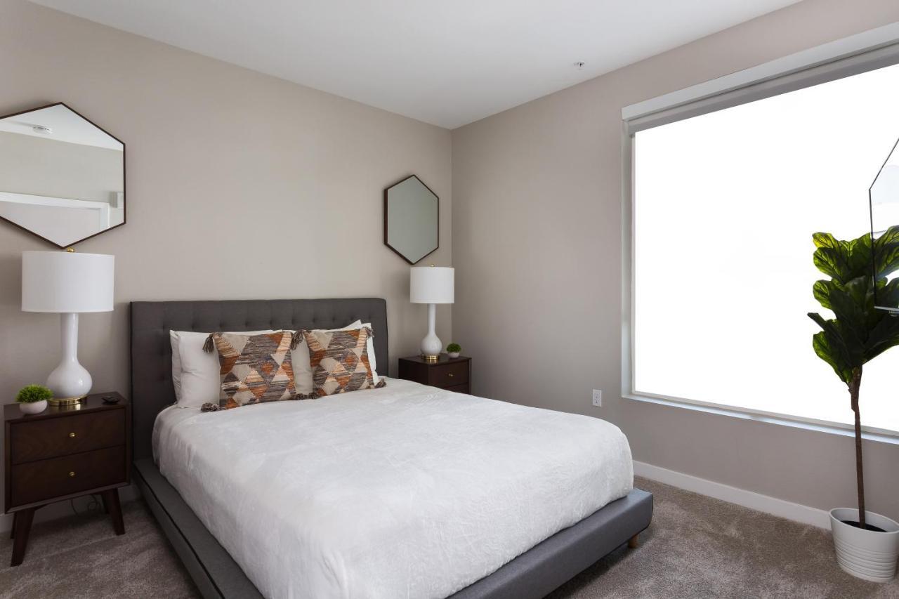 La Premium Suites