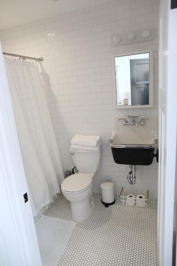 The Burlington Apartment