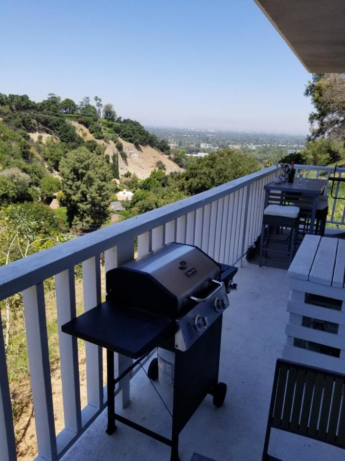 Holiday home Stylish Hollywood Hills With Million Dollar Views Waiting For You! *