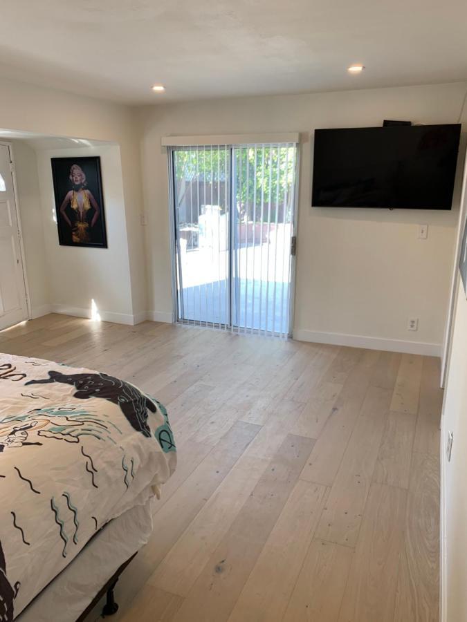 Beverly Hills Private Bungalow Guest house Los Angeles