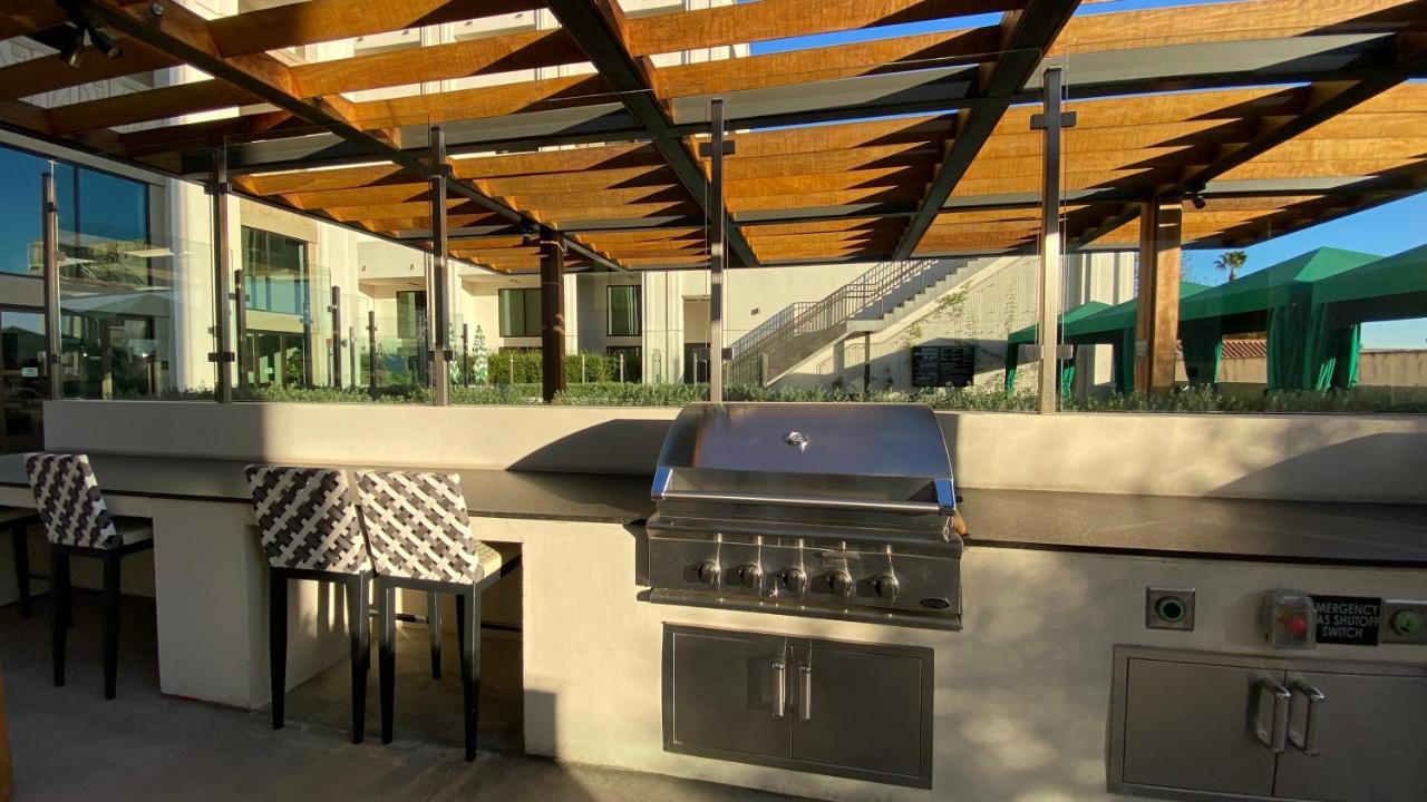 Aparthotel One Lux At The Mansfield Miracle Mile *