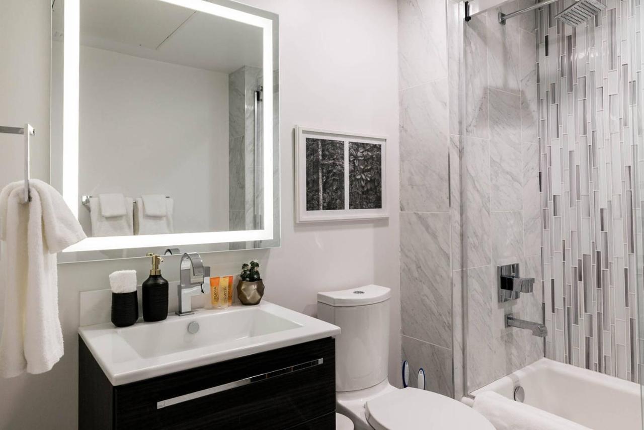 Historic Remodel 1-bedroom In Prime Dtla Location! Holiday home Los Angeles