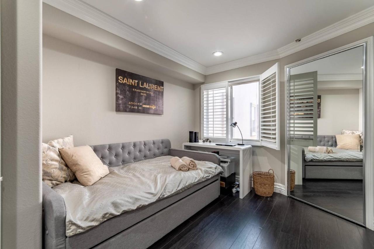 Barham Boutique Townhouse Holiday home Los Angeles
