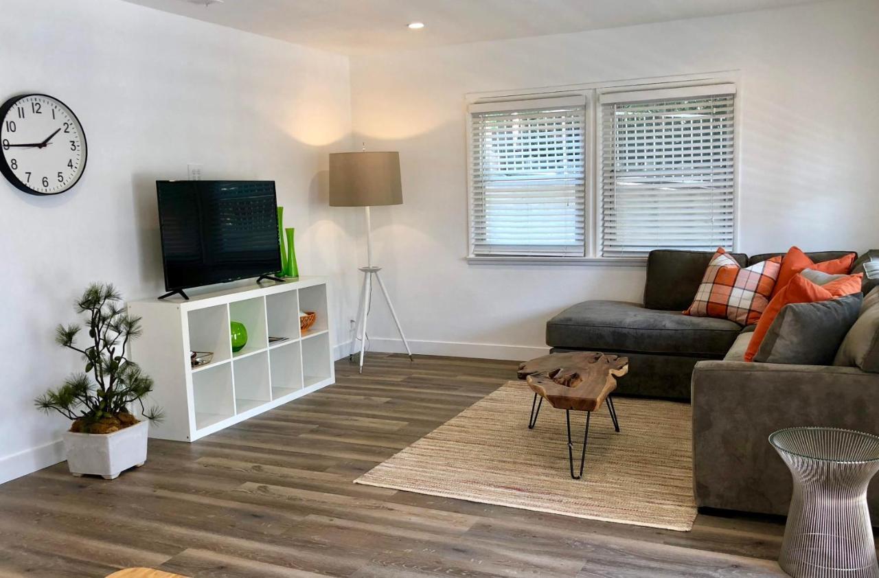 Holiday home 10min To Dtla + Hollywood, Silverlake + Echo Park *