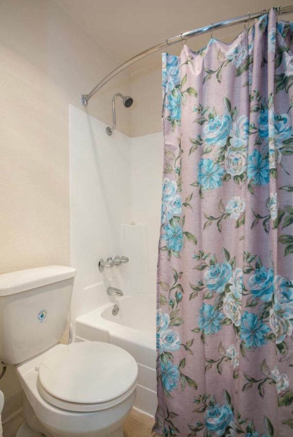 Lovely With Balcony, By The Venice Beach Apartment Los Angeles