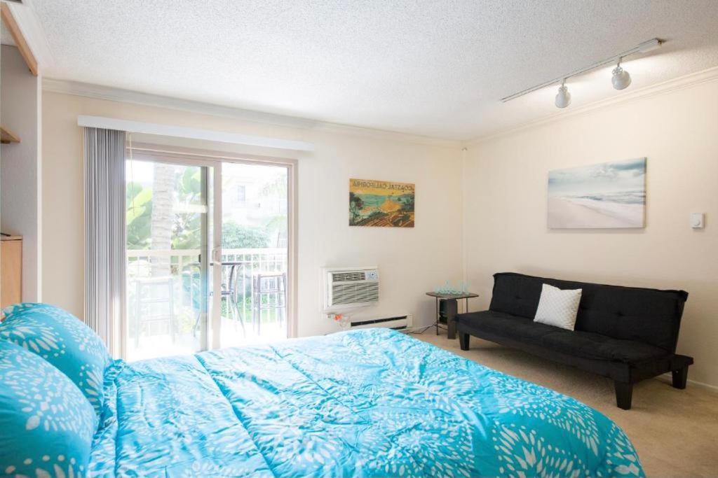 Lovely With Balcony, By The Venice Beach Apartment