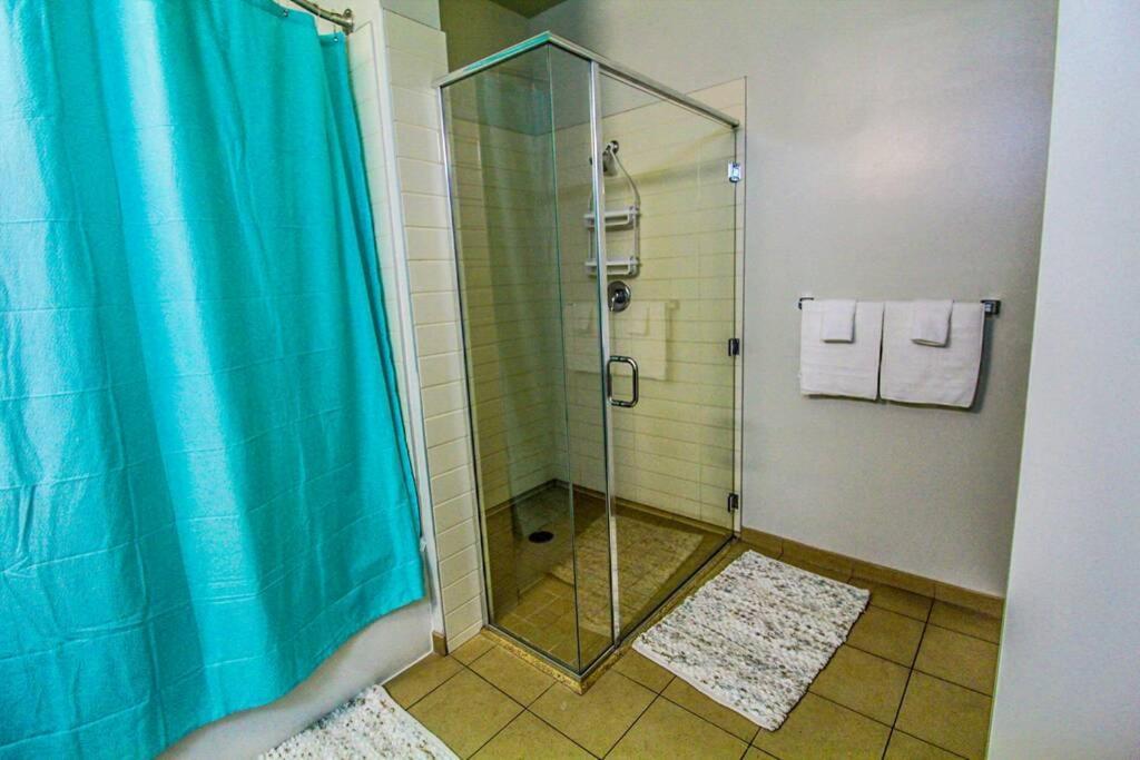 Spacious&cozy Downtown La Oasis King Beds Pkg Apartment