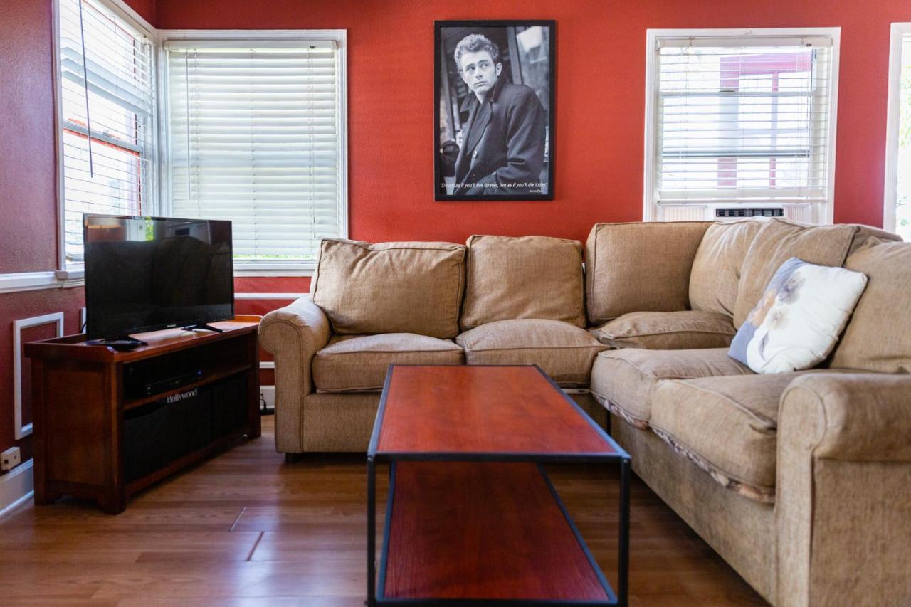 Hollywood Hills Suites Apartamento Los Angeles
