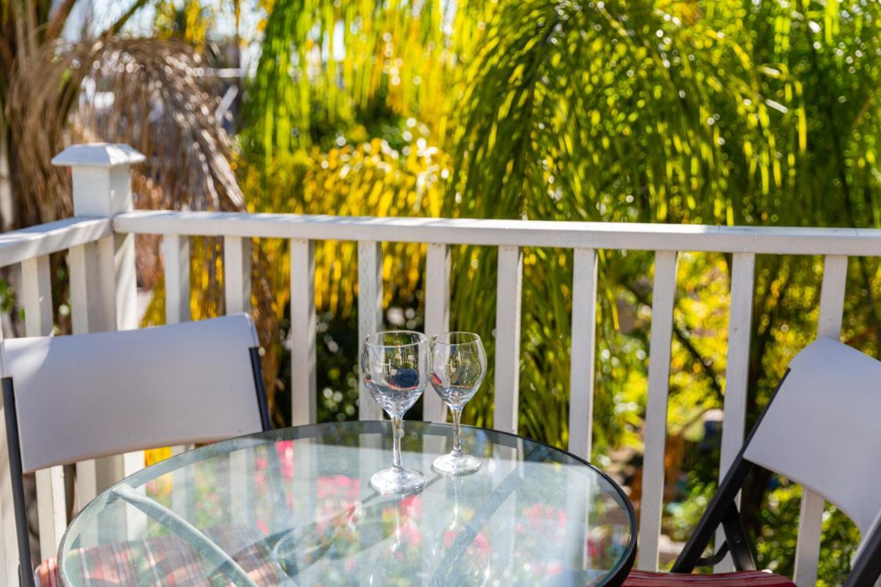 Hollywood Hills Suites Apartamento Los Angeles