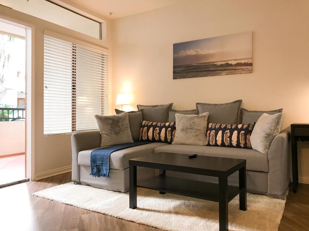 Apartment Perfect Near Ucla W Parking Gym Pool Wifi In Westwood B3 *