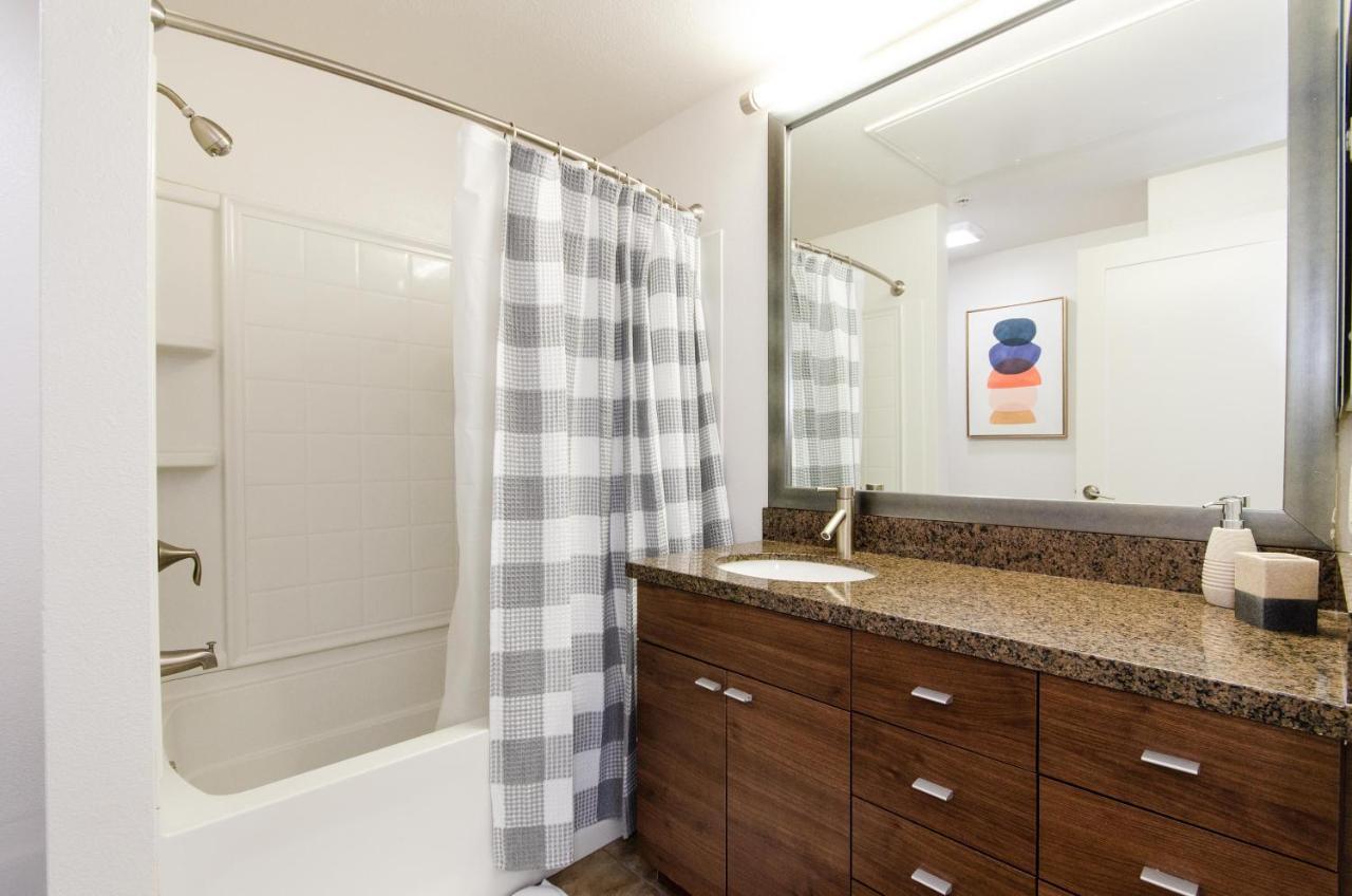 Marina Del Rey Venice 2 Bedroom Work Remote