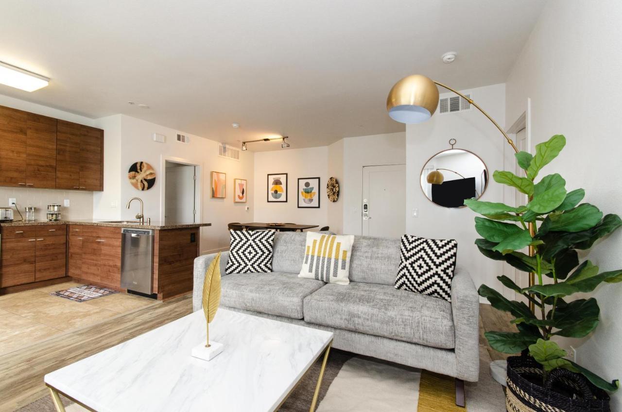 Marina Del Rey Venice 2 Bedroom Work Remote