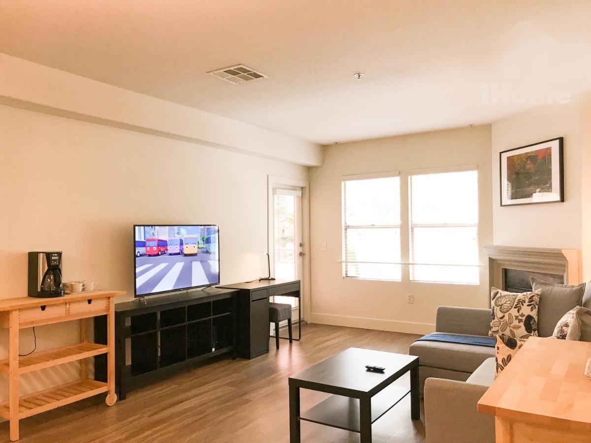 Perfect Near Ucla W Parking Gym Pool Wifi In Westwood B3 Apartment