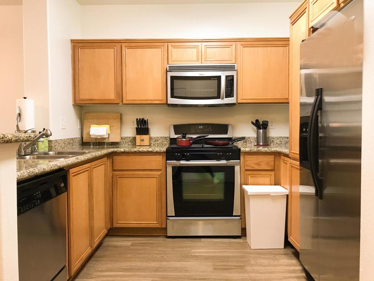 Perfect Near Ucla W Parking Gym Pool Wifi In Westwood B3 Los Angeles