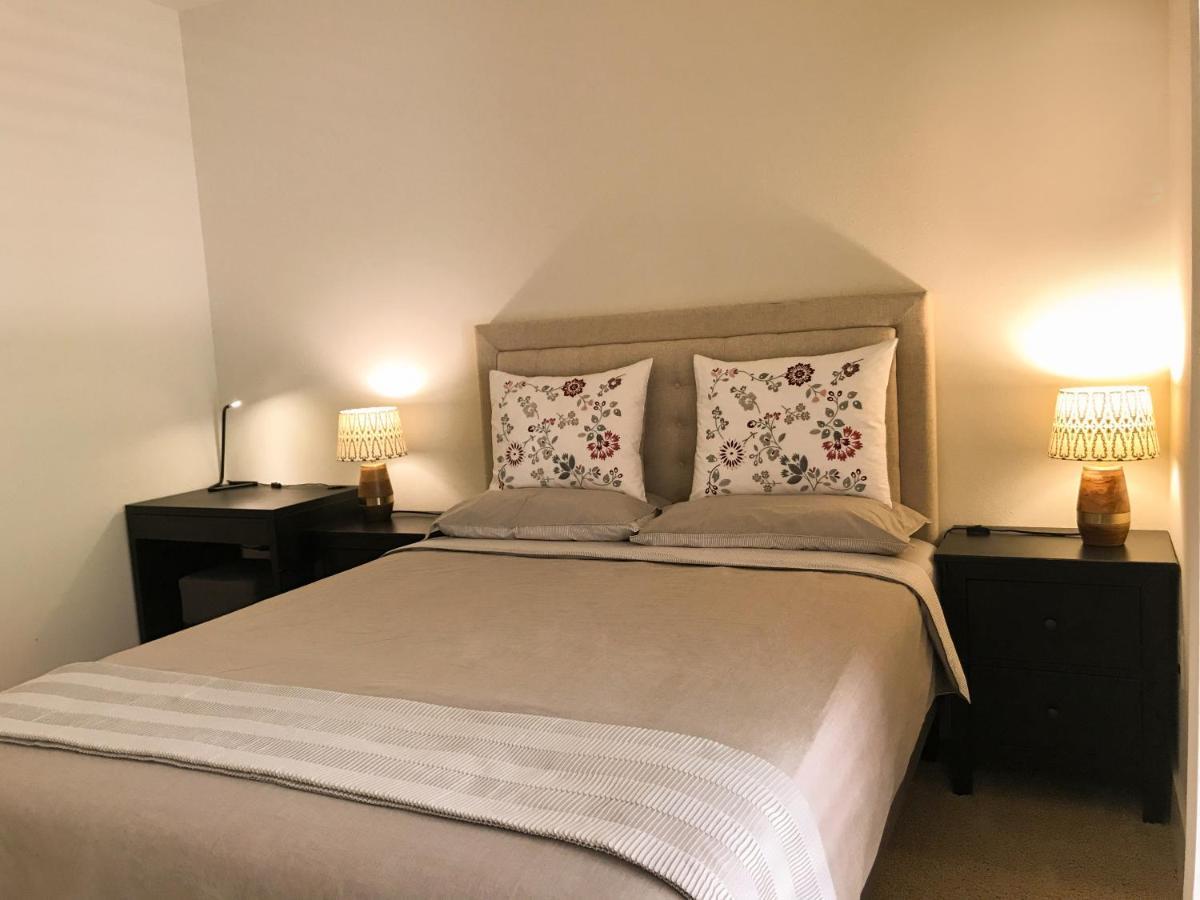 Apartment Perfect Near Ucla W Parking Gym Pool Wifi In Westwood B3 Los Angeles