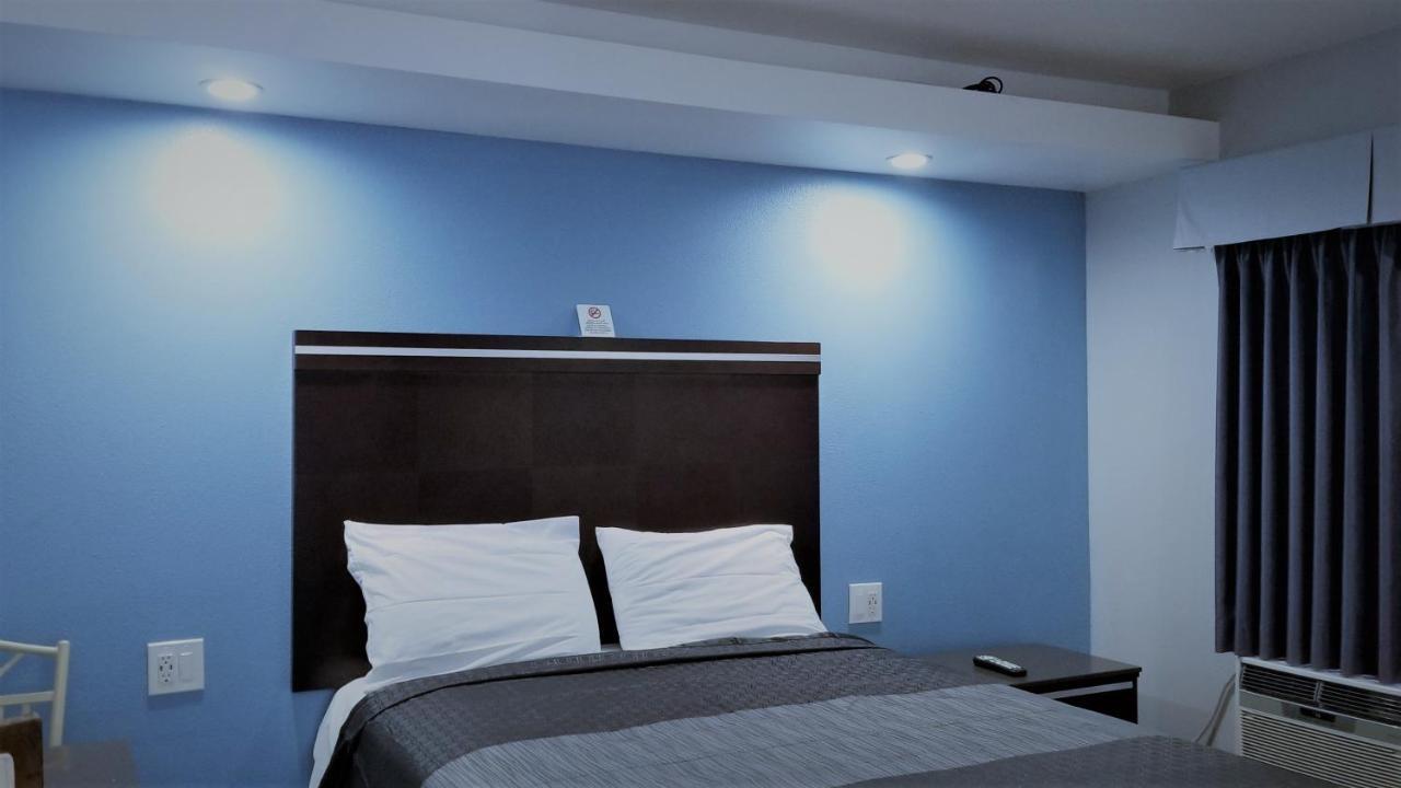 Motel Day N Night - Near Universal Hollywood