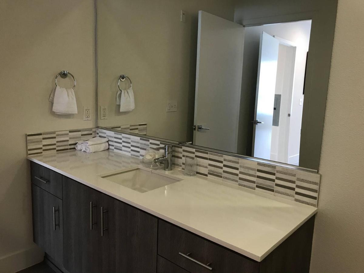 West Seventh Ave La 30 Day Stays Apartment *
