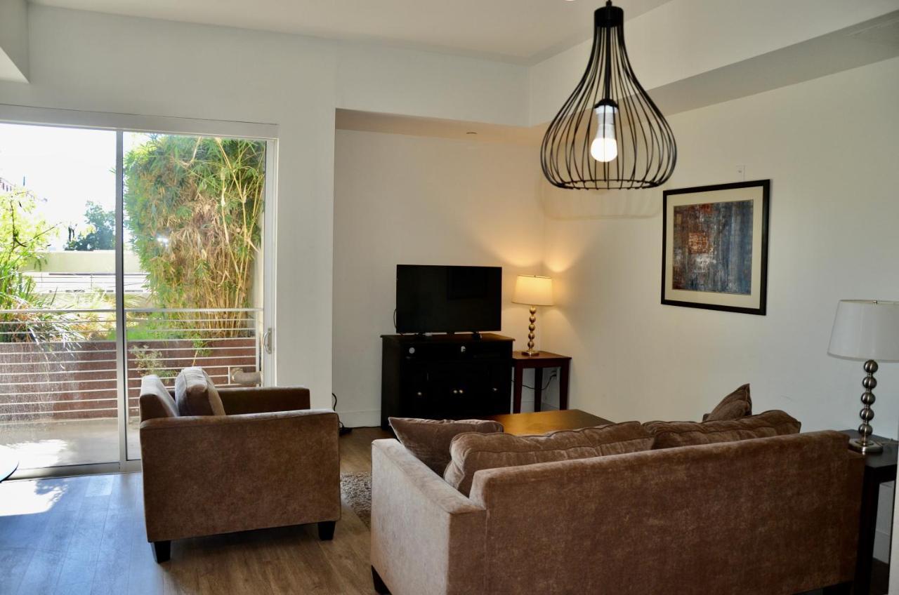 West Seventh Ave La 30 Day Stays Apartment