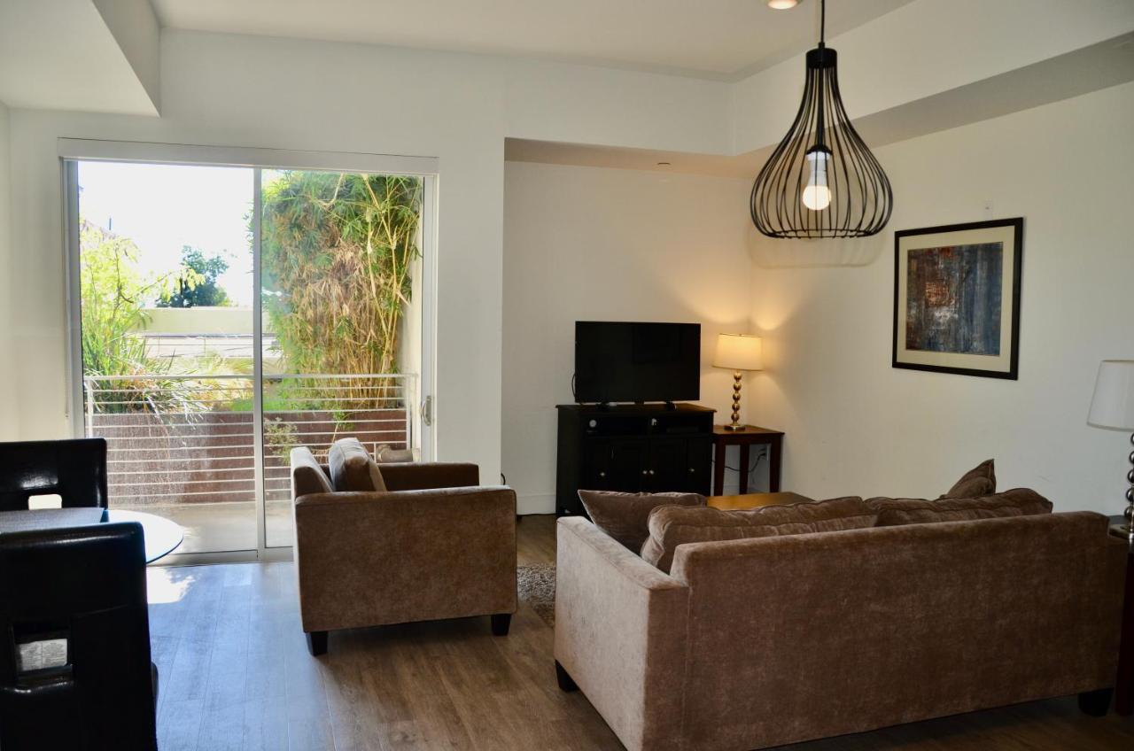 West Seventh Ave La 30 Day Stays Apartment