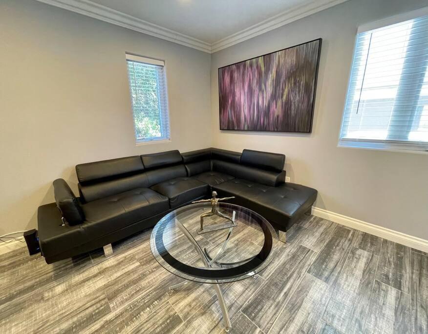 Newly Built Townhouse - Prime Hollywood Location Pousada Los Angeles