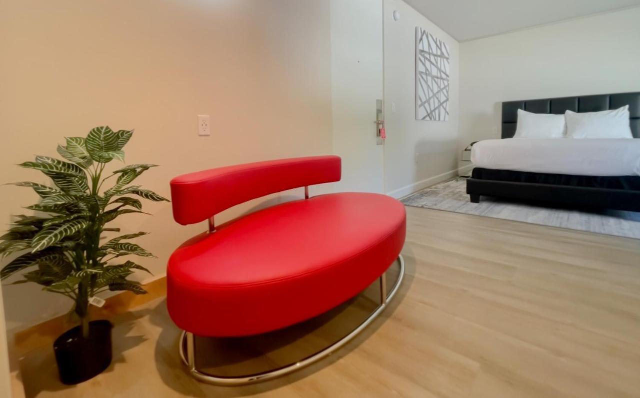 Park Plaza 3*