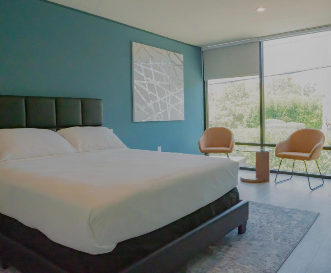 Park Plaza Hotel 3*