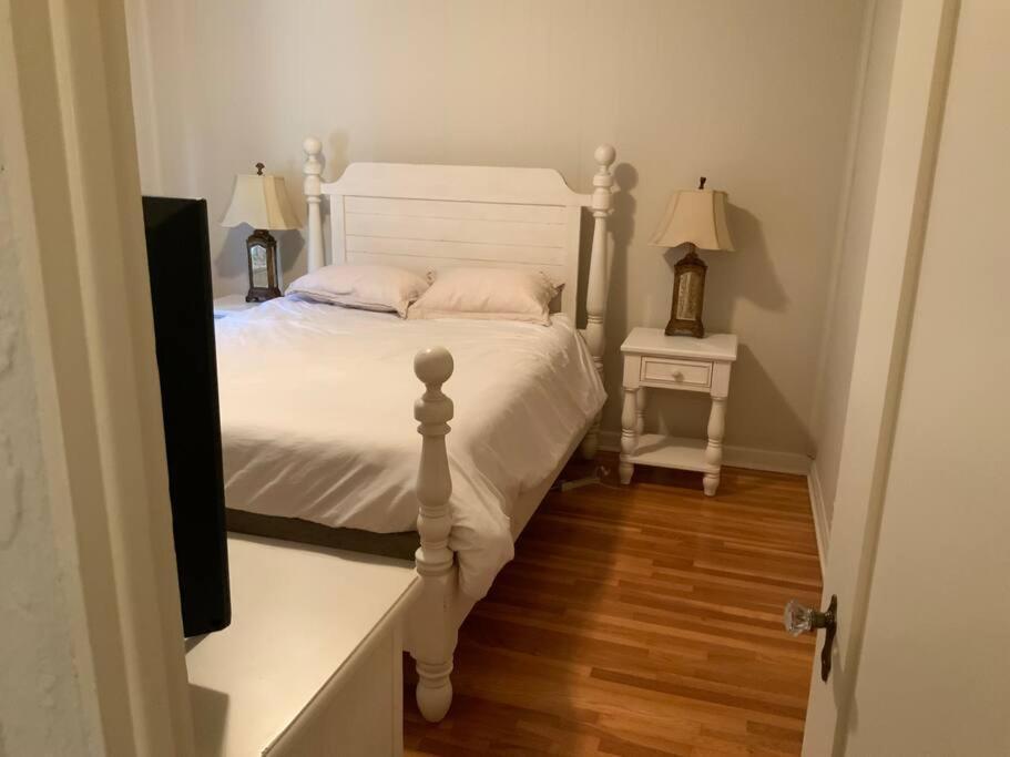 Casa de férias House, Walking Distance From Universal