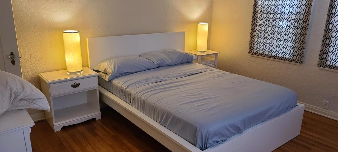 House, Walking Distance From Universal Los Angeles