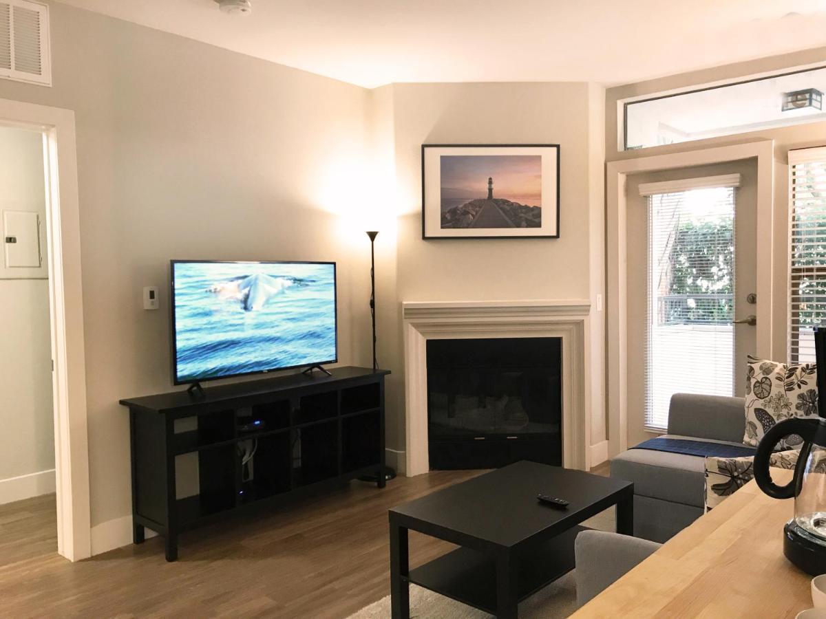 Perfect Near Ucla W Parking Gym Pool Wifi In Westwood B3 Apartment