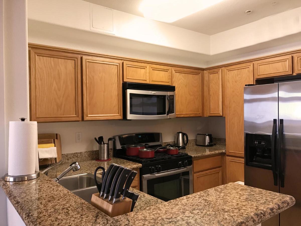 Perfect Near Ucla W Parking Gym Pool Wifi In Westwood B3 Apartment Los Angeles