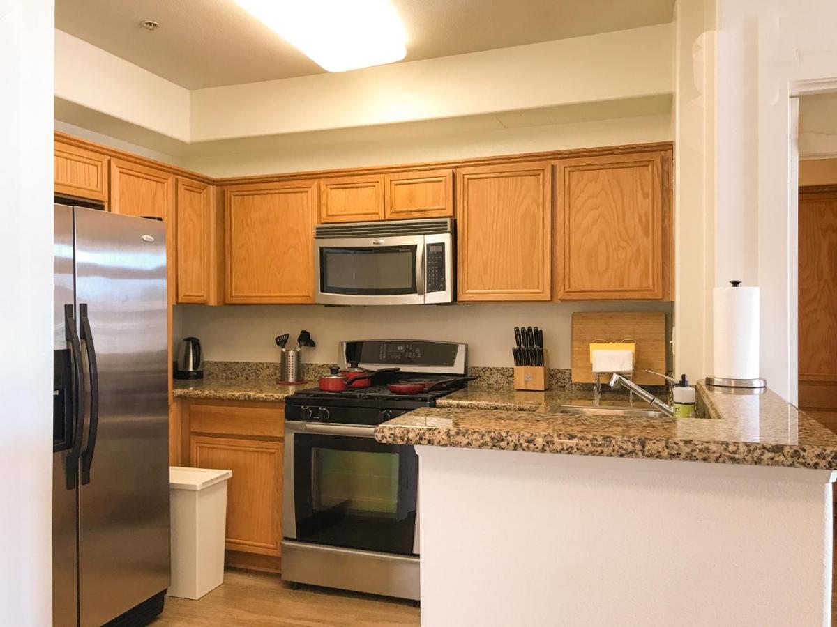 Apartment Perfect Near Ucla W Parking Gym Pool Wifi In Westwood B3 *