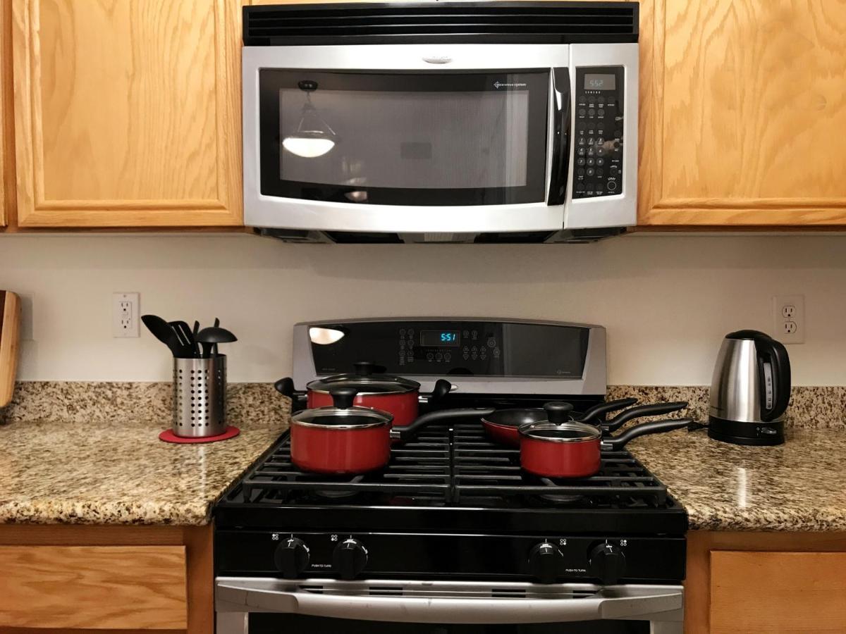 Perfect Near Ucla W Parking Gym Pool Wifi In Westwood B3 Apartment *