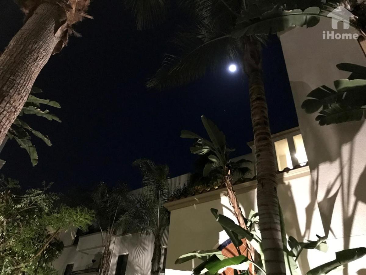 Perfect Near Ucla W Parking Gym Pool Wifi In Westwood B3 Los Angeles