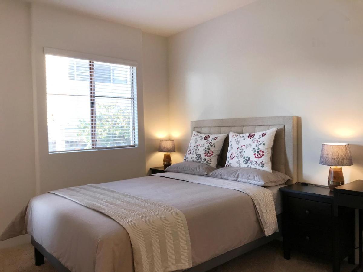Apartment Perfect Near Ucla W Parking Gym Pool Wifi In Westwood B3 Los Angeles