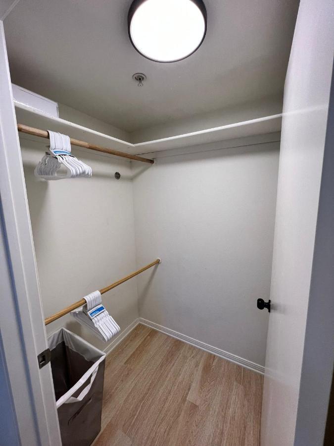 Lovely 2-story 2-bedroom Unit With Free Secure Parking