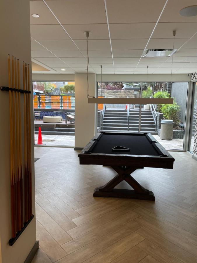 Modern With Pool ,near Hollywood,dtla, Melrose Apartment *
