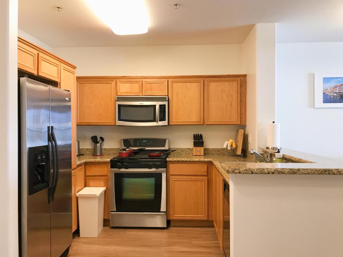 Apartment Perfect Near Ucla W Parking Gym Pool Wifi In Westwood B3 *
