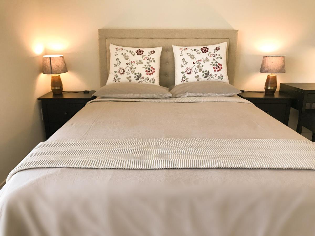 Perfect Near Ucla W Parking Gym Pool Wifi In Westwood B3 Apartment Los Angeles