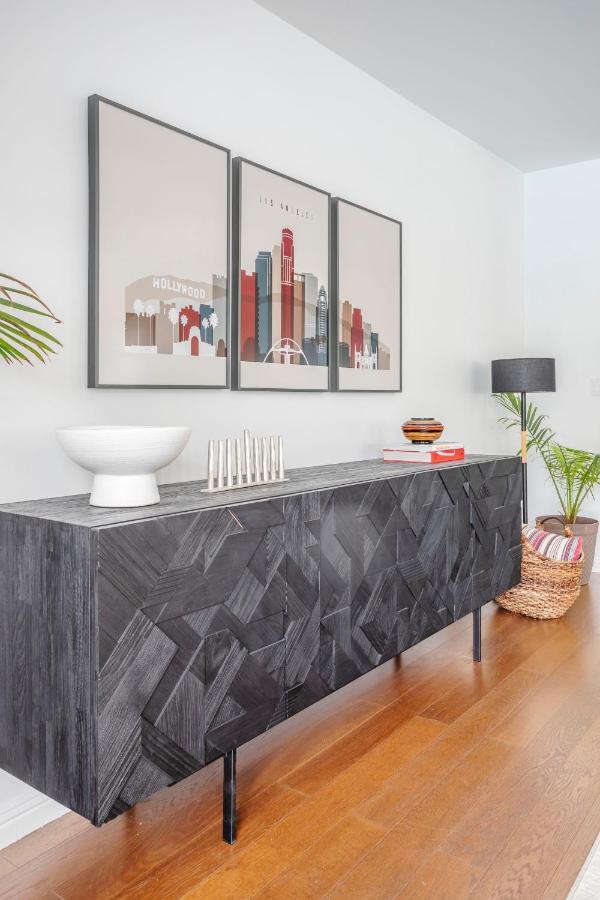 Enchanting Sherman Oaks With Pool Permit #hsr Two One Zero Zero 2605 *