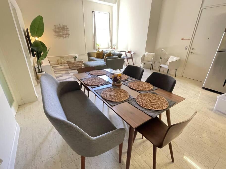 Downtown La Loft Free Parking Rooftop Pool Jacuzzi *