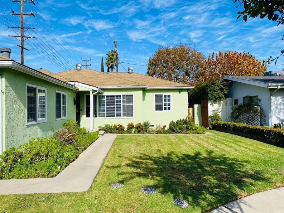 Endless Summer In La *heated Pool/hot Tub/cabana* * Los Angeles