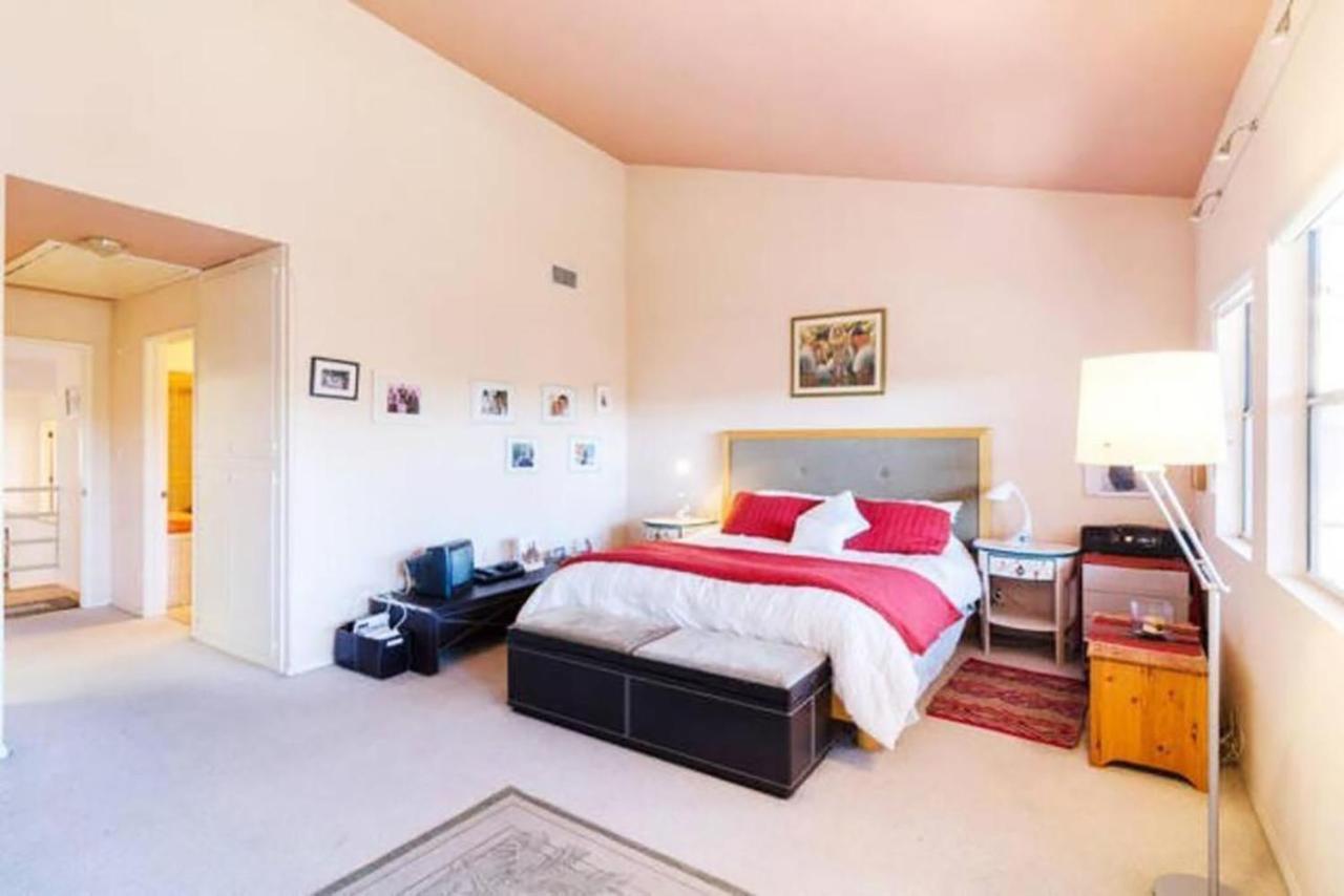 Pousada 3 Bedrooms On Venice Canal.